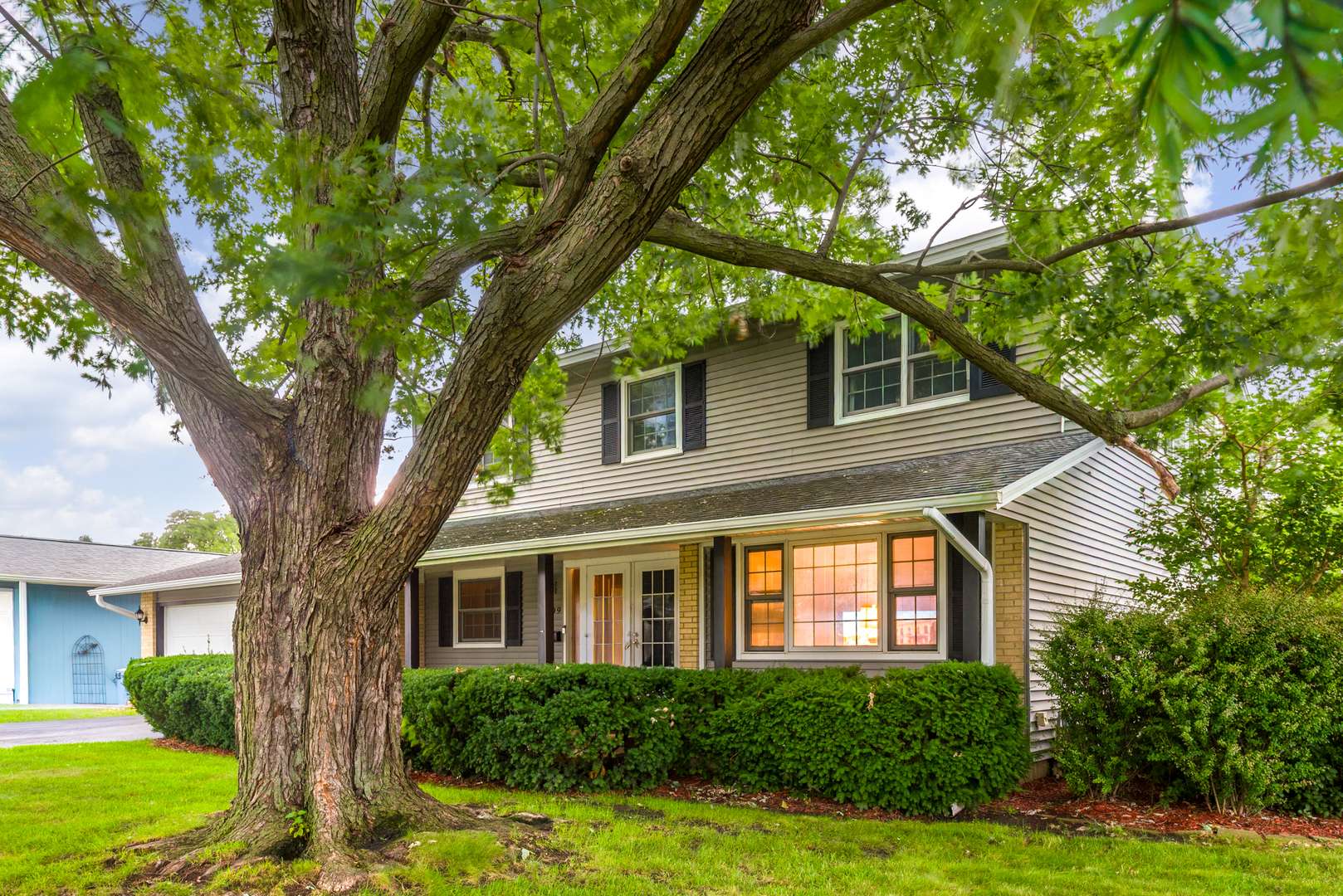 1109 Lancaster AVE, Elk Grove Village, IL 60007