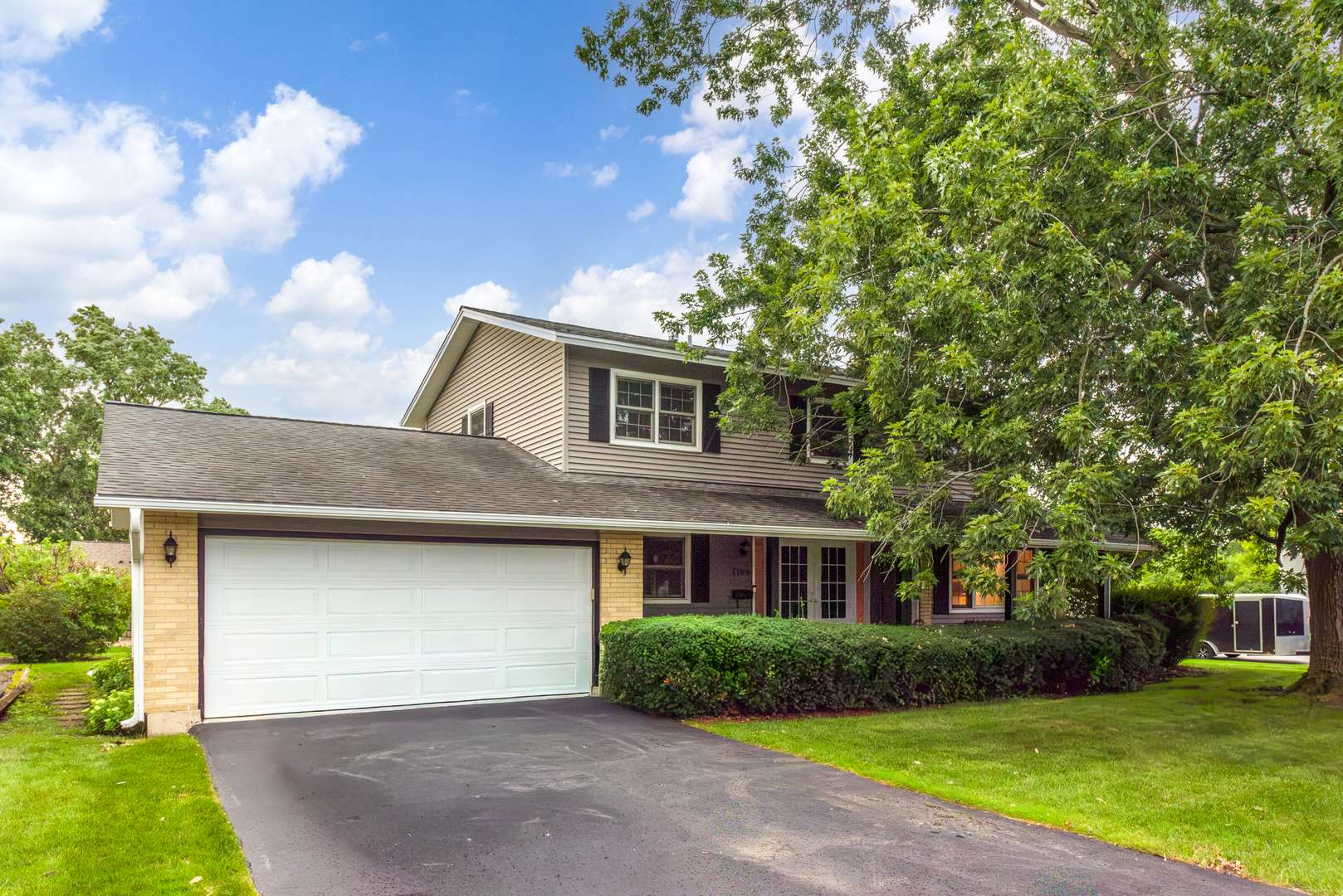 1109 Lancaster AVE, Elk Grove Village, IL 60007