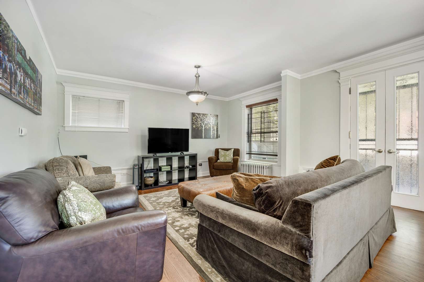 4560 S Michigan AVE #1, Chicago, IL 60653