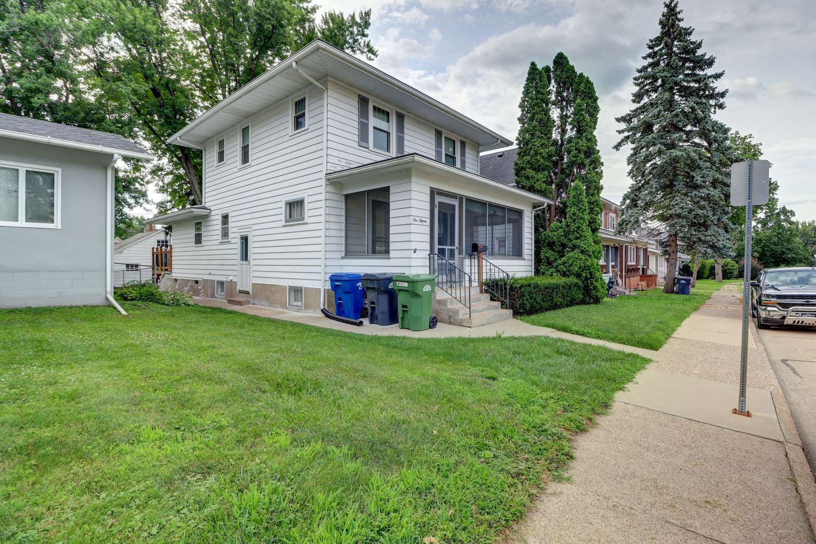 515 Melrose CT, Clinton, IA 52732