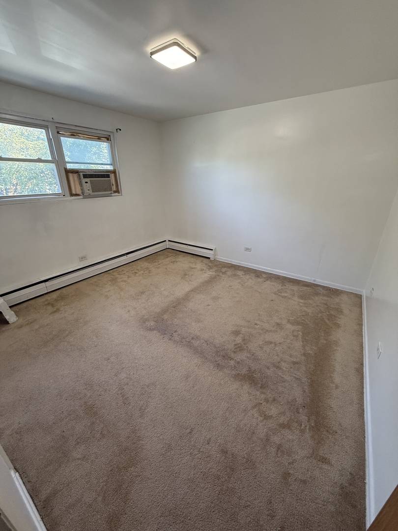 8030 Knox AVE #2E, Skokie, IL 60076