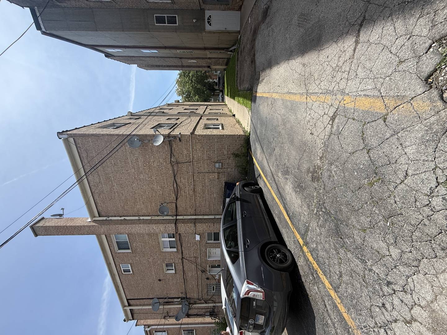 8030 Knox AVE #2E, Skokie, IL 60076