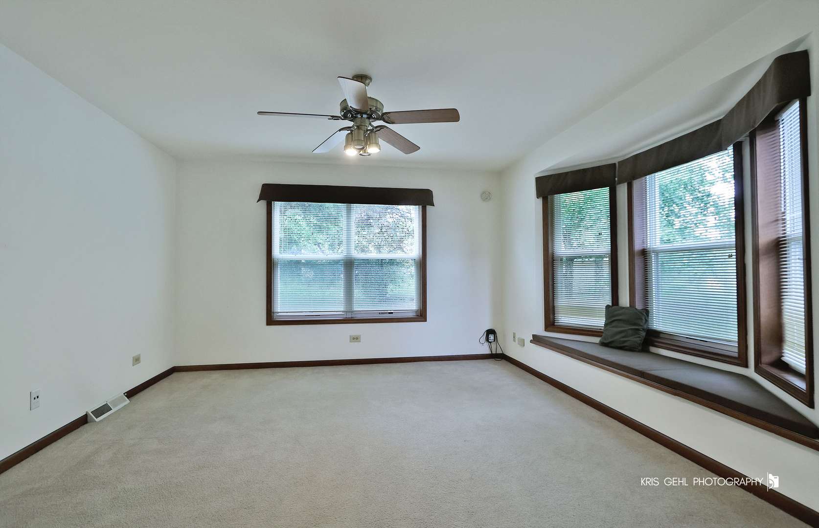 9 Hialeah CT, Grayslake, IL 60030