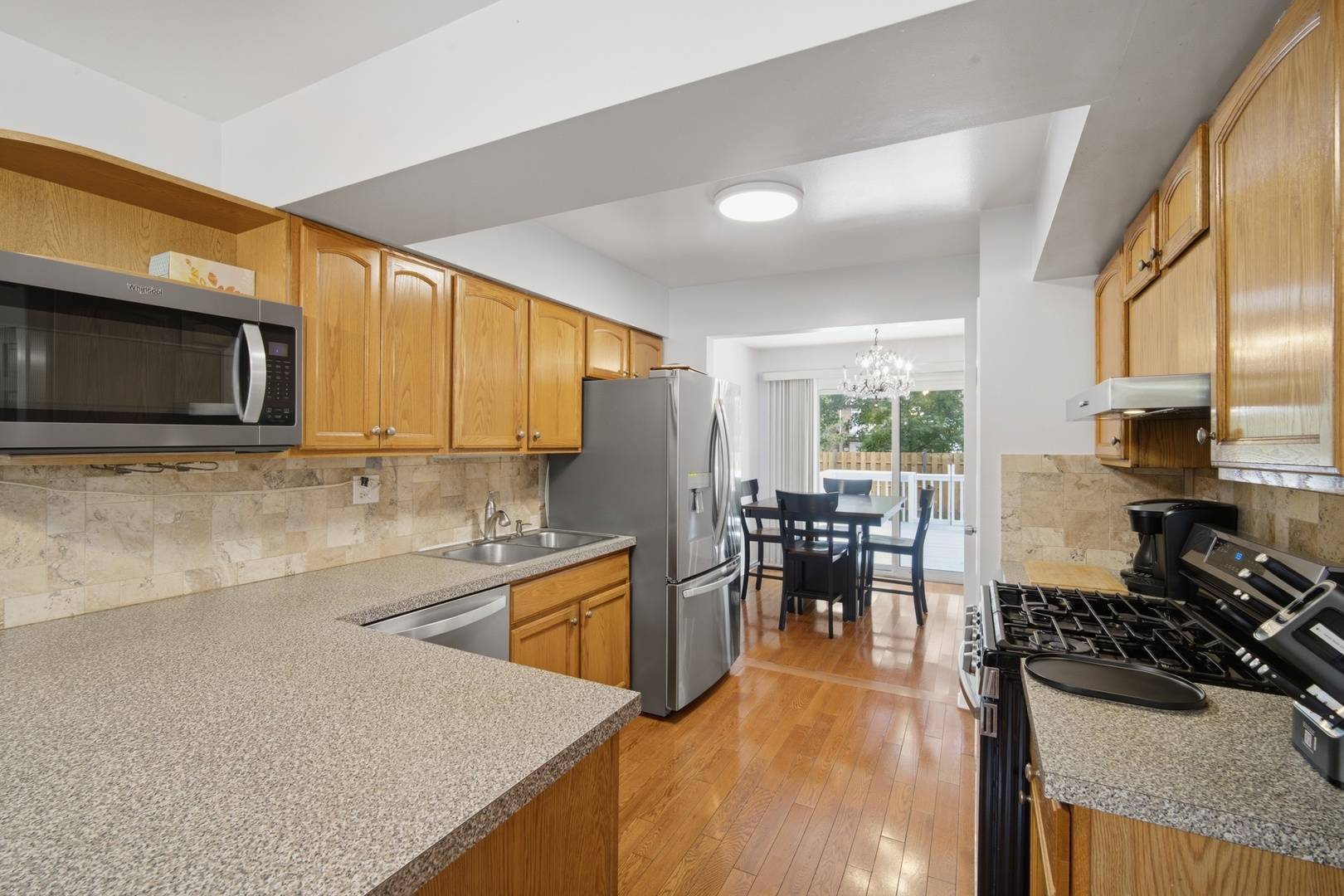 411 Hickory DR #411, Wheeling, IL 60090