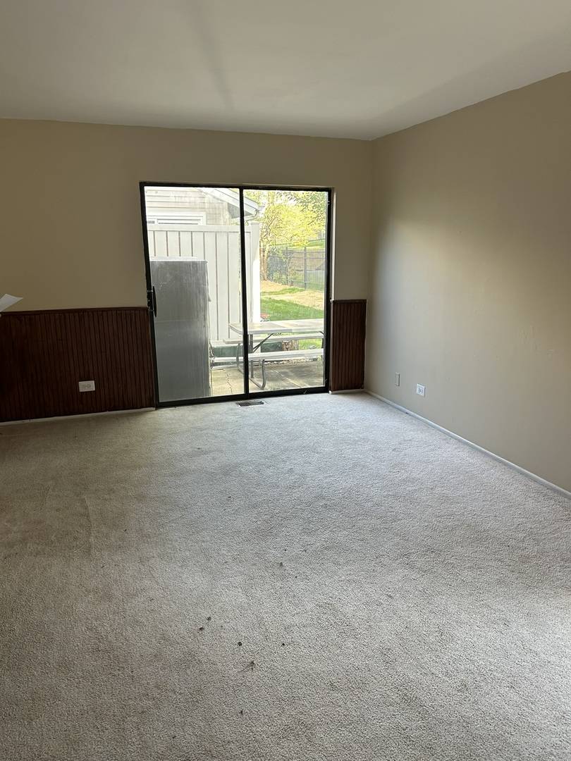 1373 N Whispering Spring CIR #0, Palatine, IL 60074