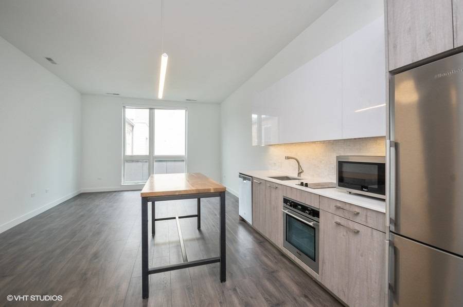 3418 N Lincoln AVE #205, Chicago, IL 60657
