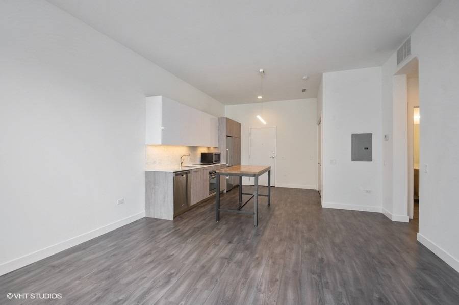 3418 N Lincoln AVE #205, Chicago, IL 60657