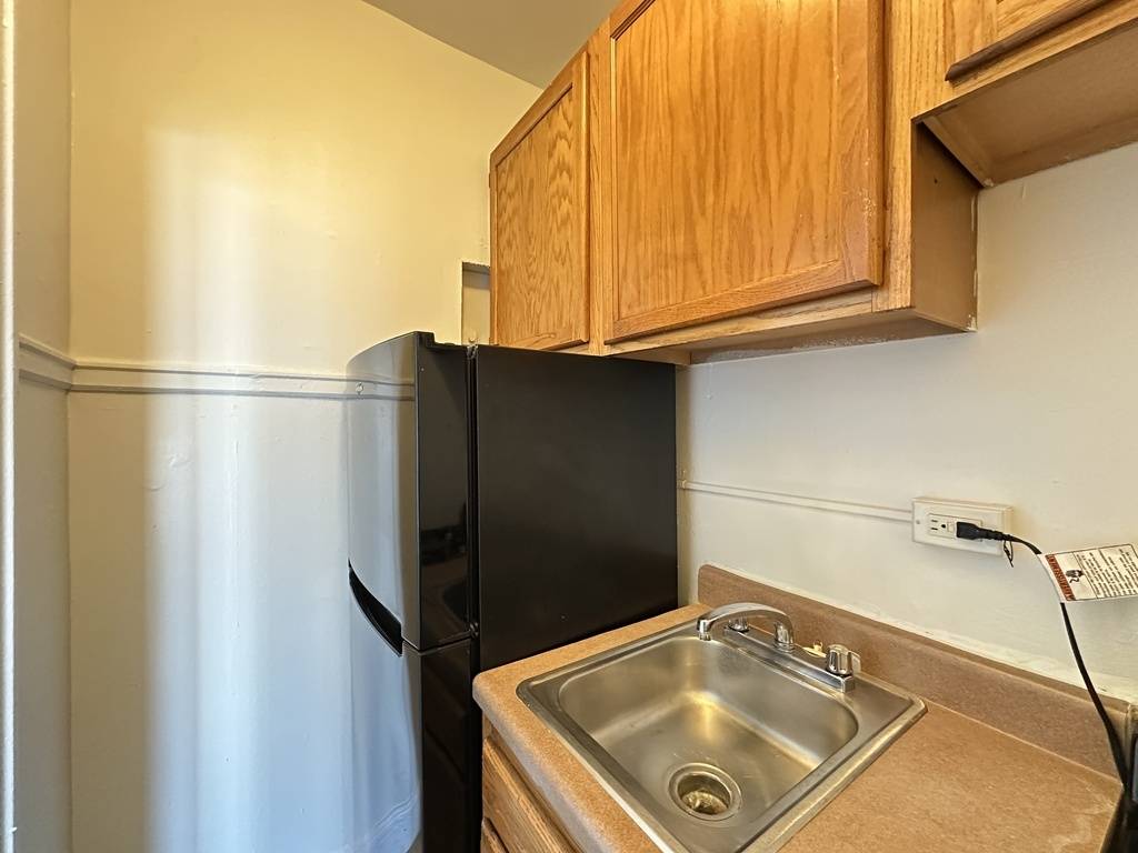434 W Wellington AVE #611, Chicago, IL 60657