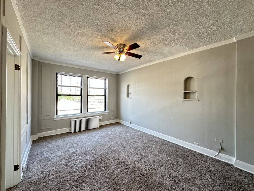 434 W Wellington AVE #611, Chicago, IL 60657