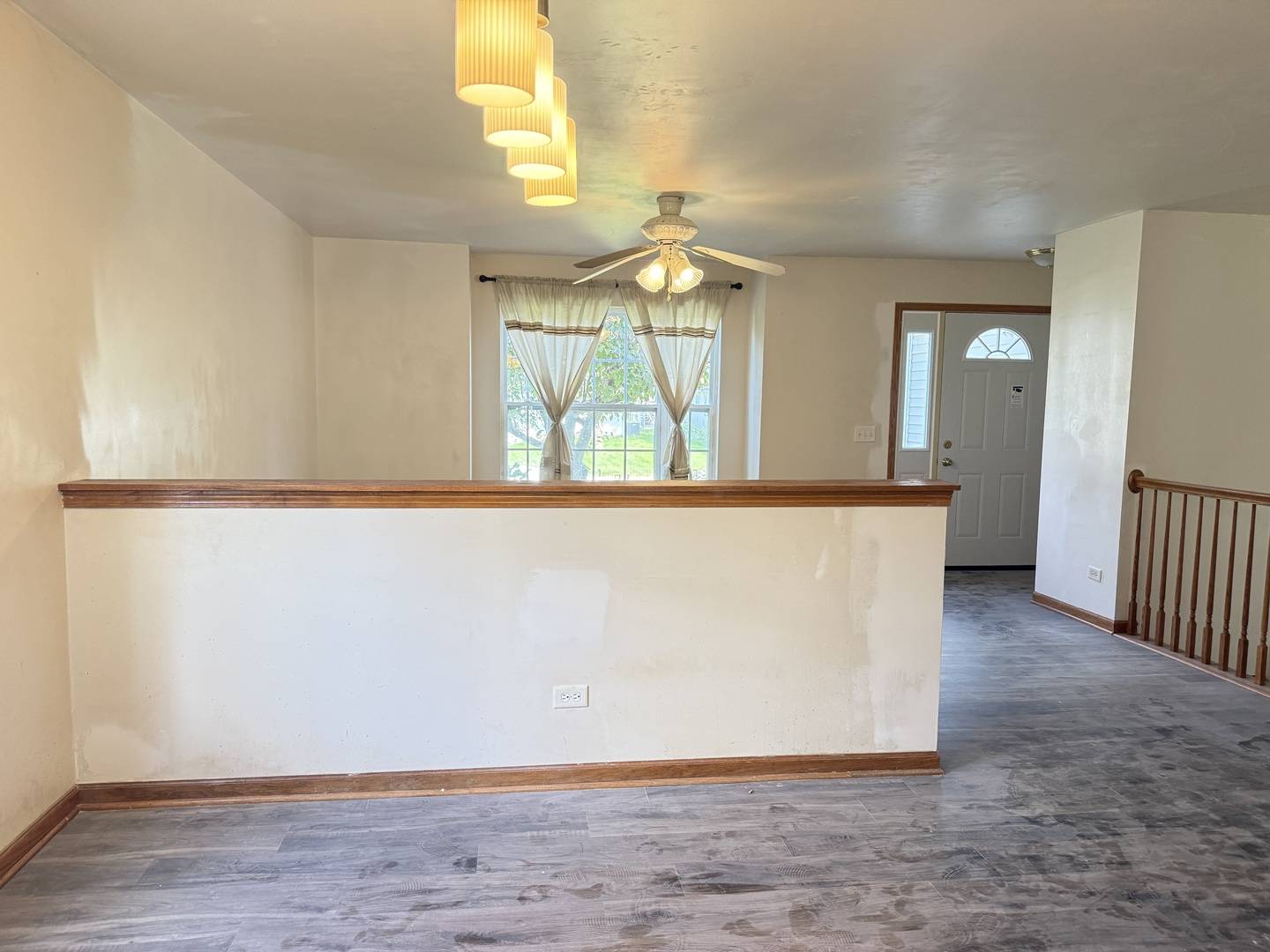1709 Clay ST, Woodstock, IL 60098