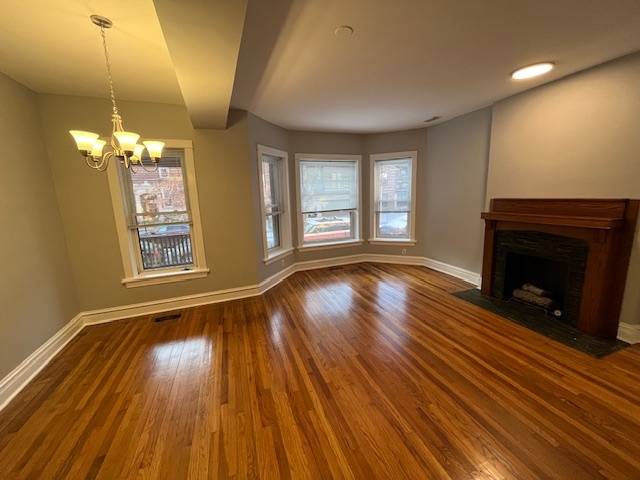 926 W Belle Plaine AVE #1W, Chicago, IL 60613