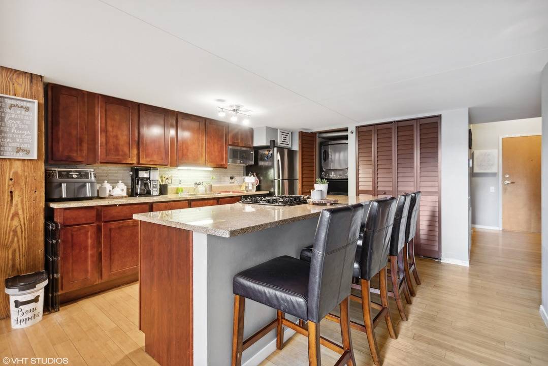 1727 S Indiana AVE #110, Chicago, IL 60616