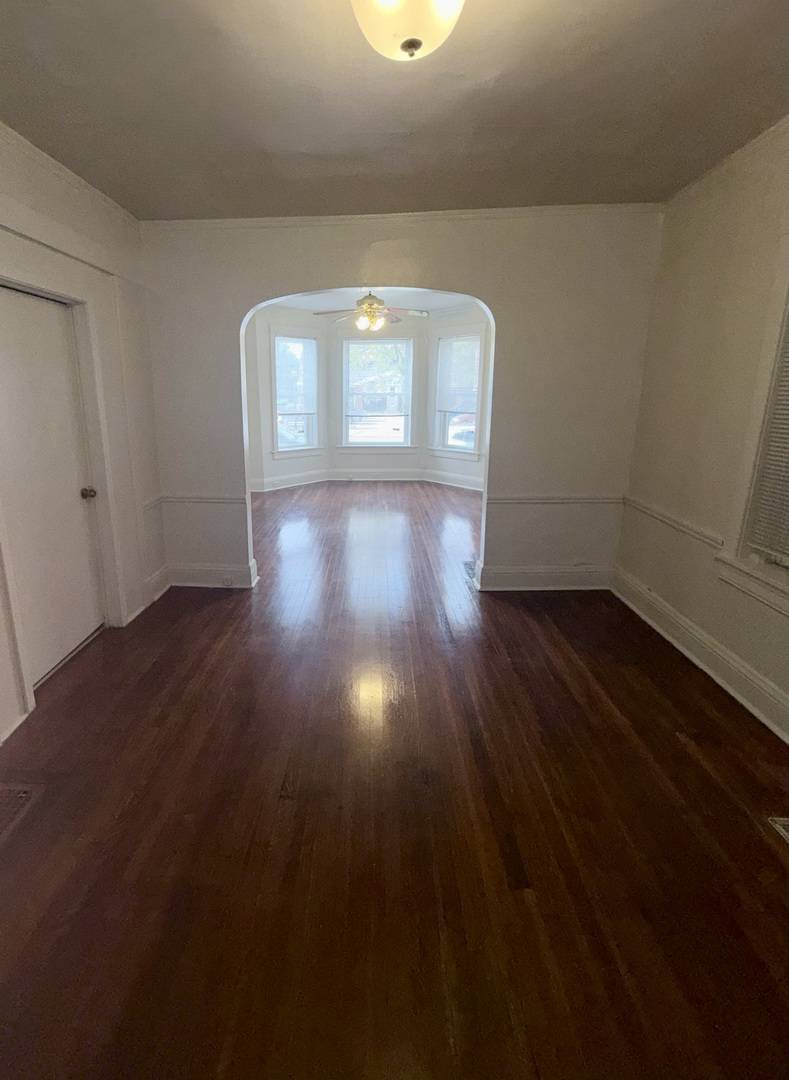 57 Chicago AVE #1, Oak Park, IL 60302