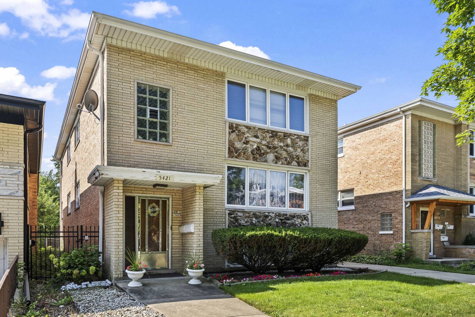 5421 W Windsor AVE #2, Chicago, IL 60630