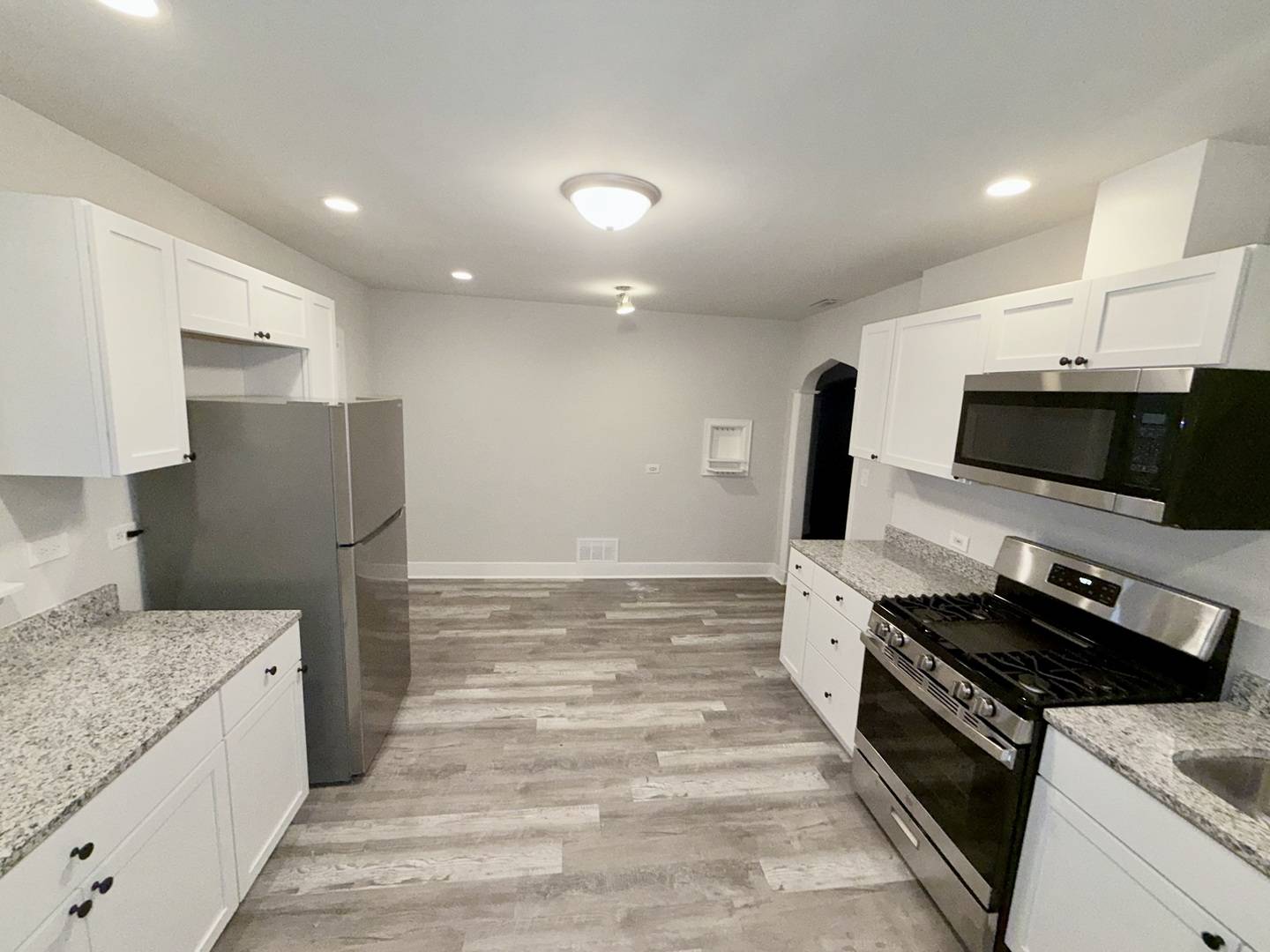 5209 W Lake ST #2B, Melrose Park, IL 60160