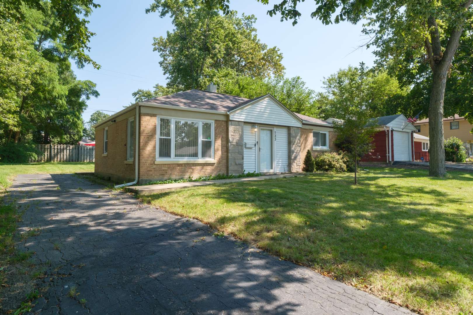120 Marquette ST, Park Forest, IL 60466