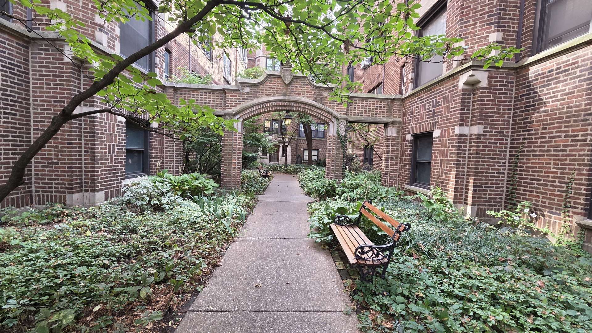 5457 S INGLESIDE AVE #1E, Chicago, IL 60615