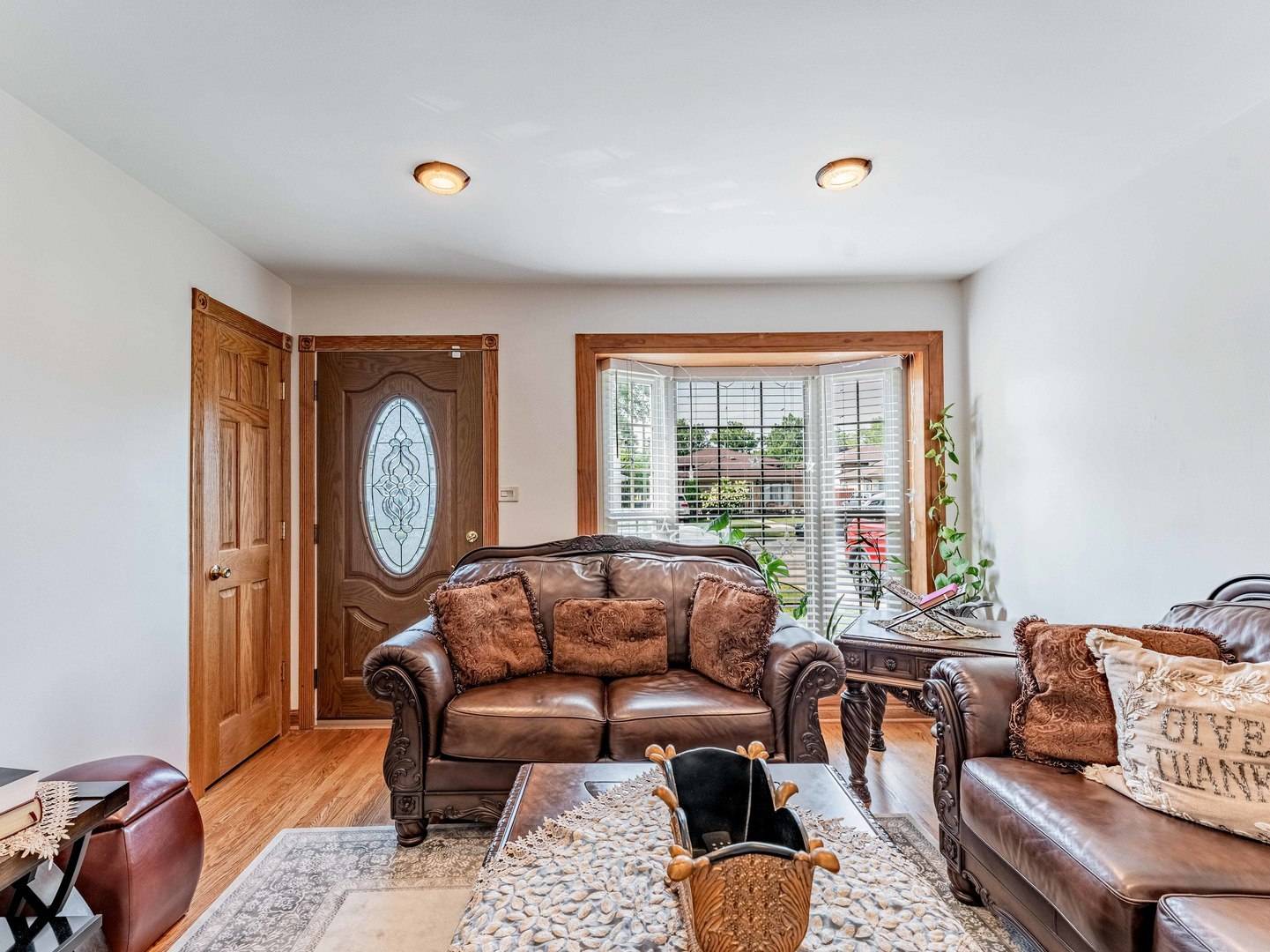 4224 W 77th PL, Chicago, IL 60652