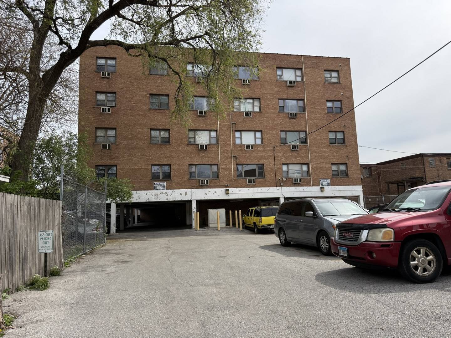 7854 S South Shore DR #513, Chicago, IL 60649