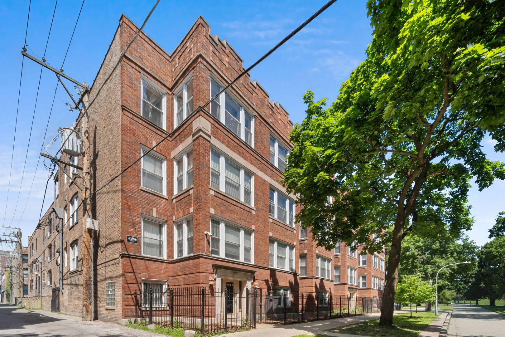 6710 S RIDGELAND AVE #2B, Chicago, IL 60649