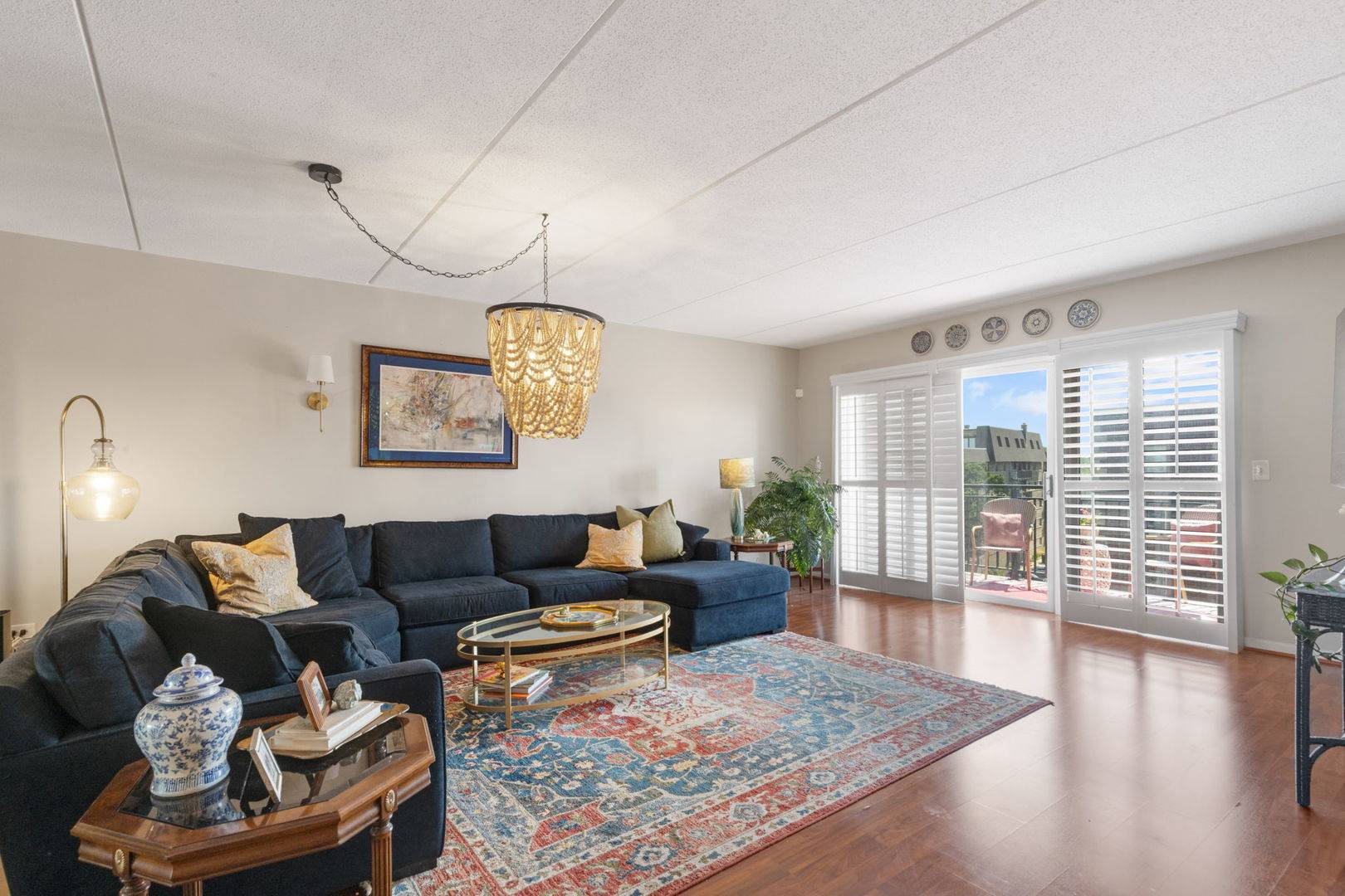 1636 Ashland AVE #501, Des Plaines, IL 60016