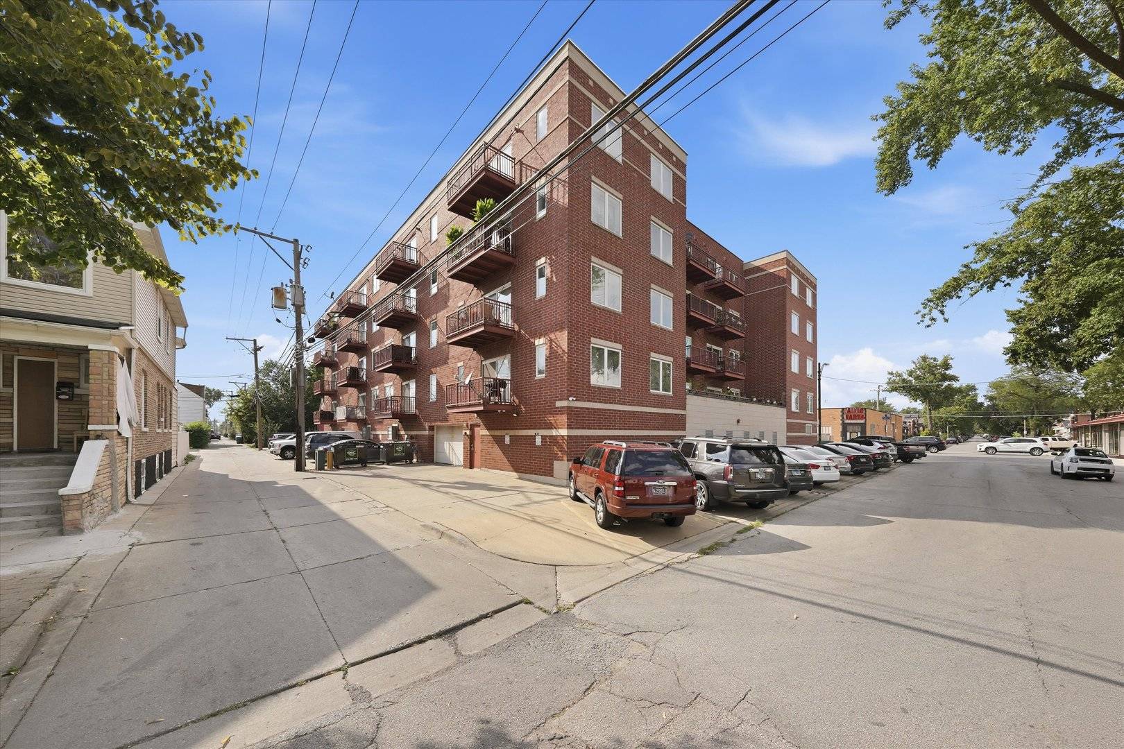 6238 W 26TH ST #503, Berwyn, IL 60402