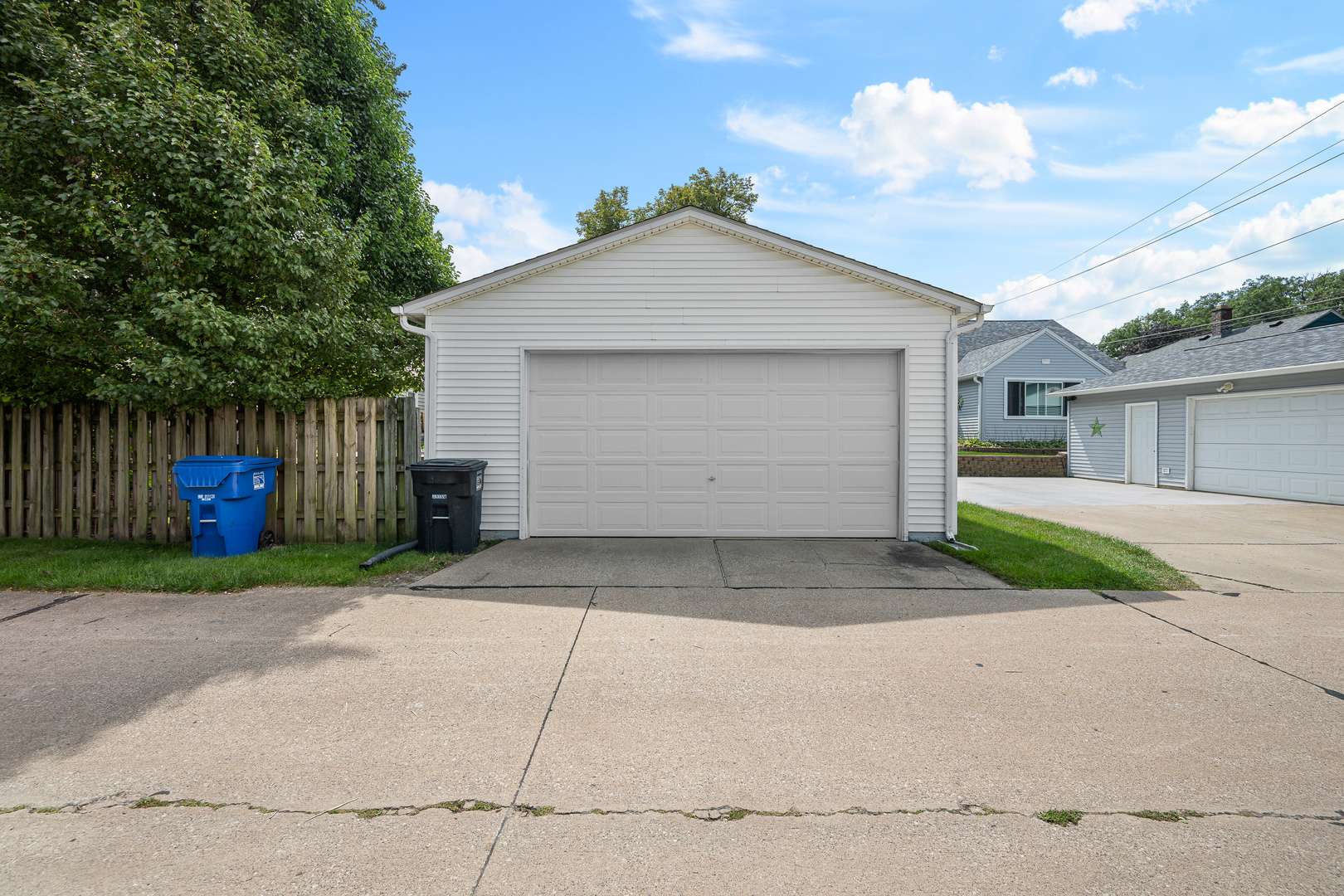 2723 24th AVE, Moline, IL 61265