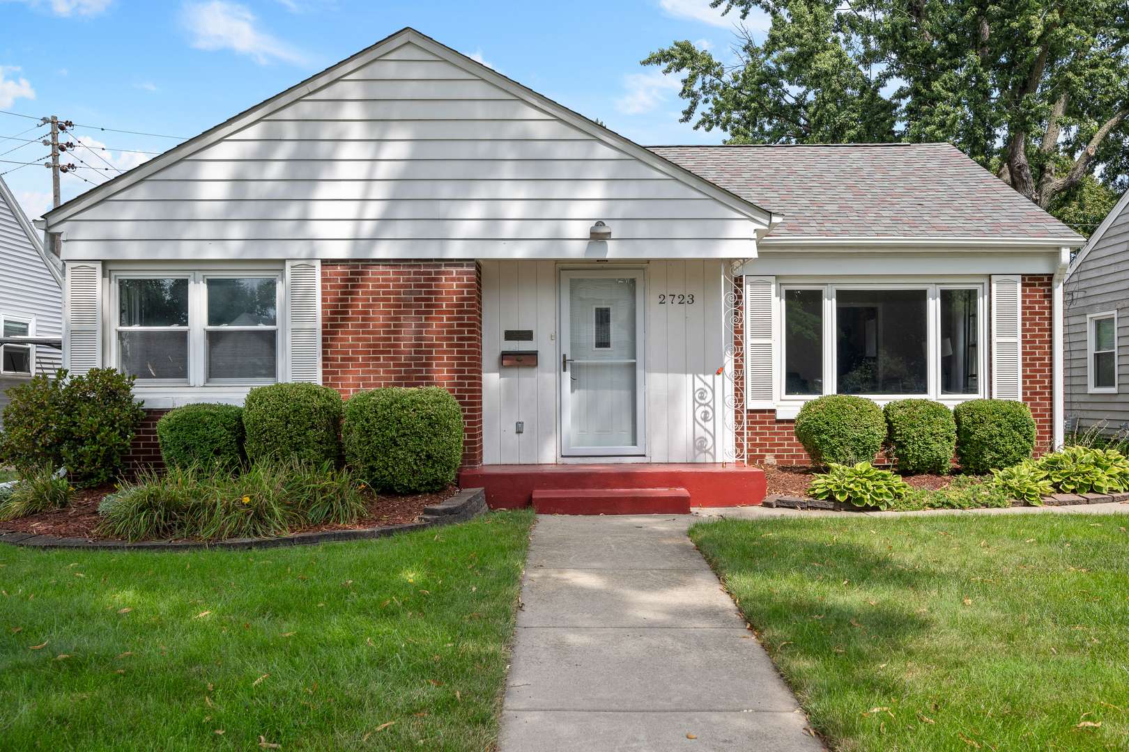 2723 24th AVE, Moline, IL 61265
