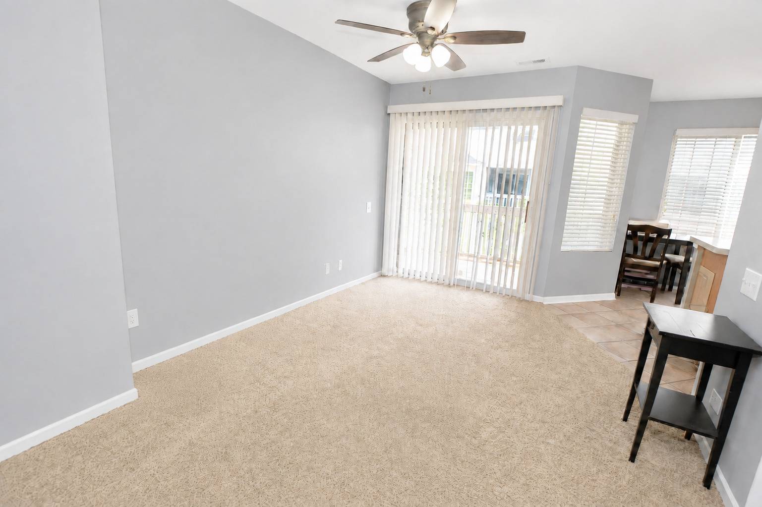 2276 Dawson LN, Algonquin, IL 60102