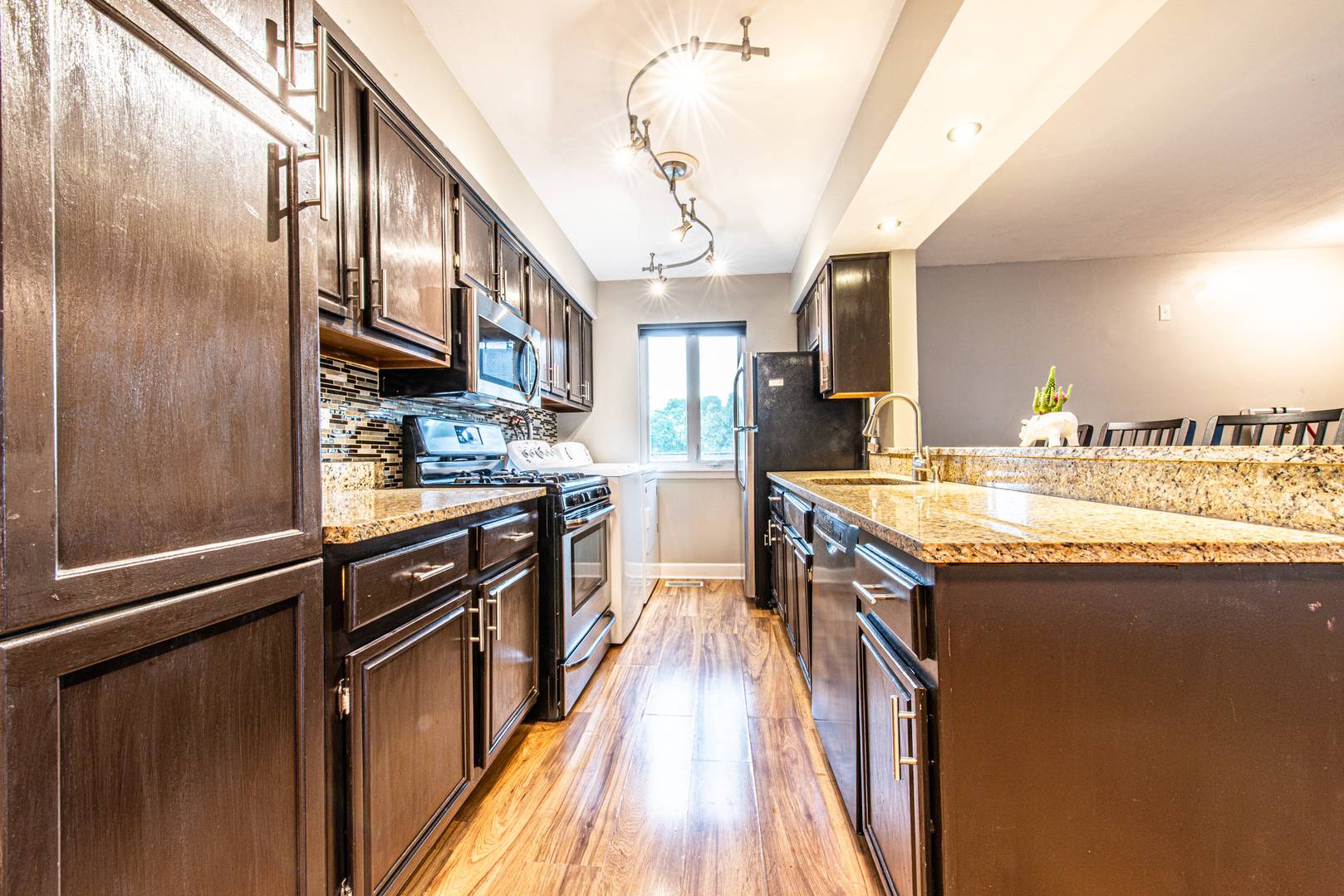 724 E Old Willow RD #104D, Prospect Heights, IL 60070