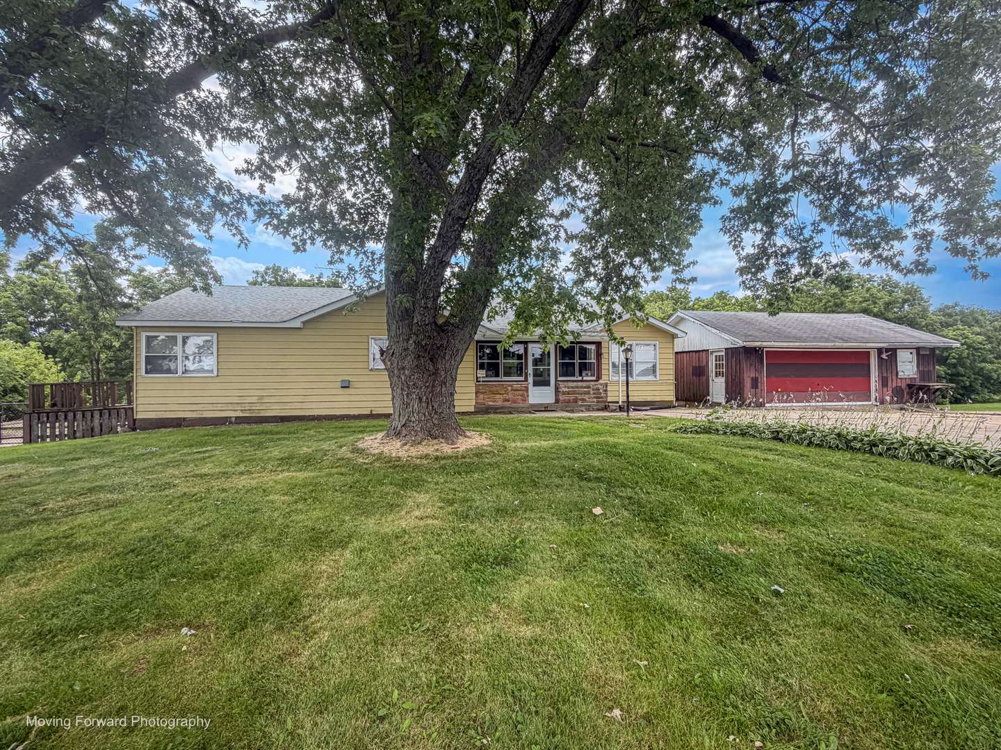 40W867 Big Timber RD, Hampshire, IL 60140