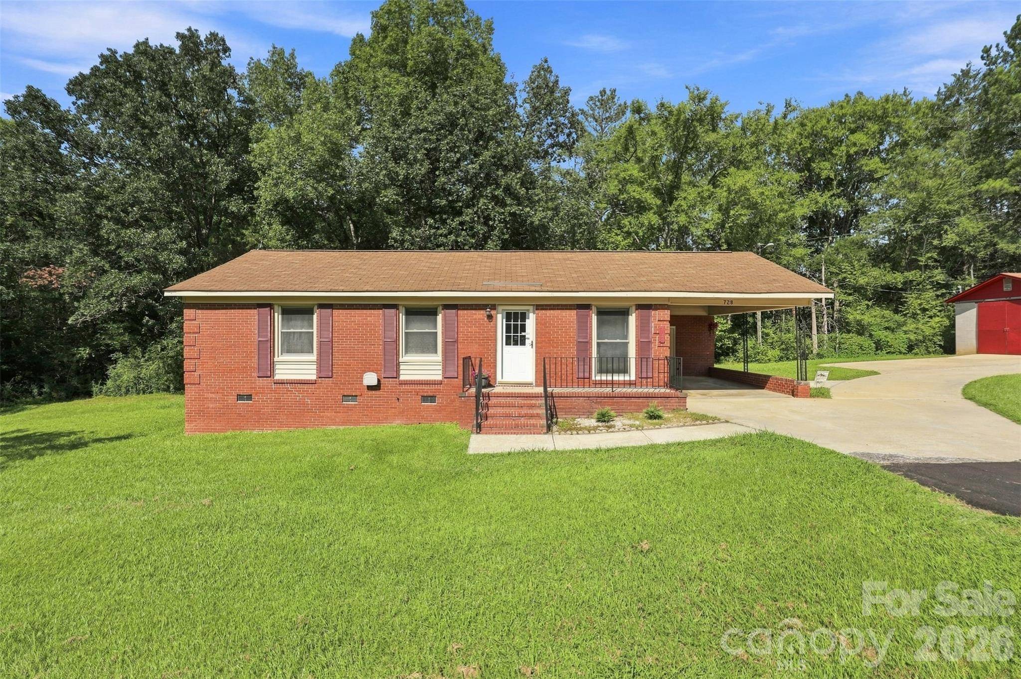 728 Center RD, Chester, SC 29706