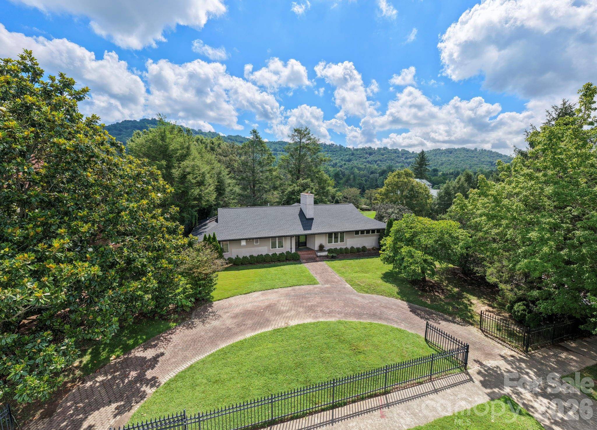 159 Kimberly AVE, Asheville, NC 28804