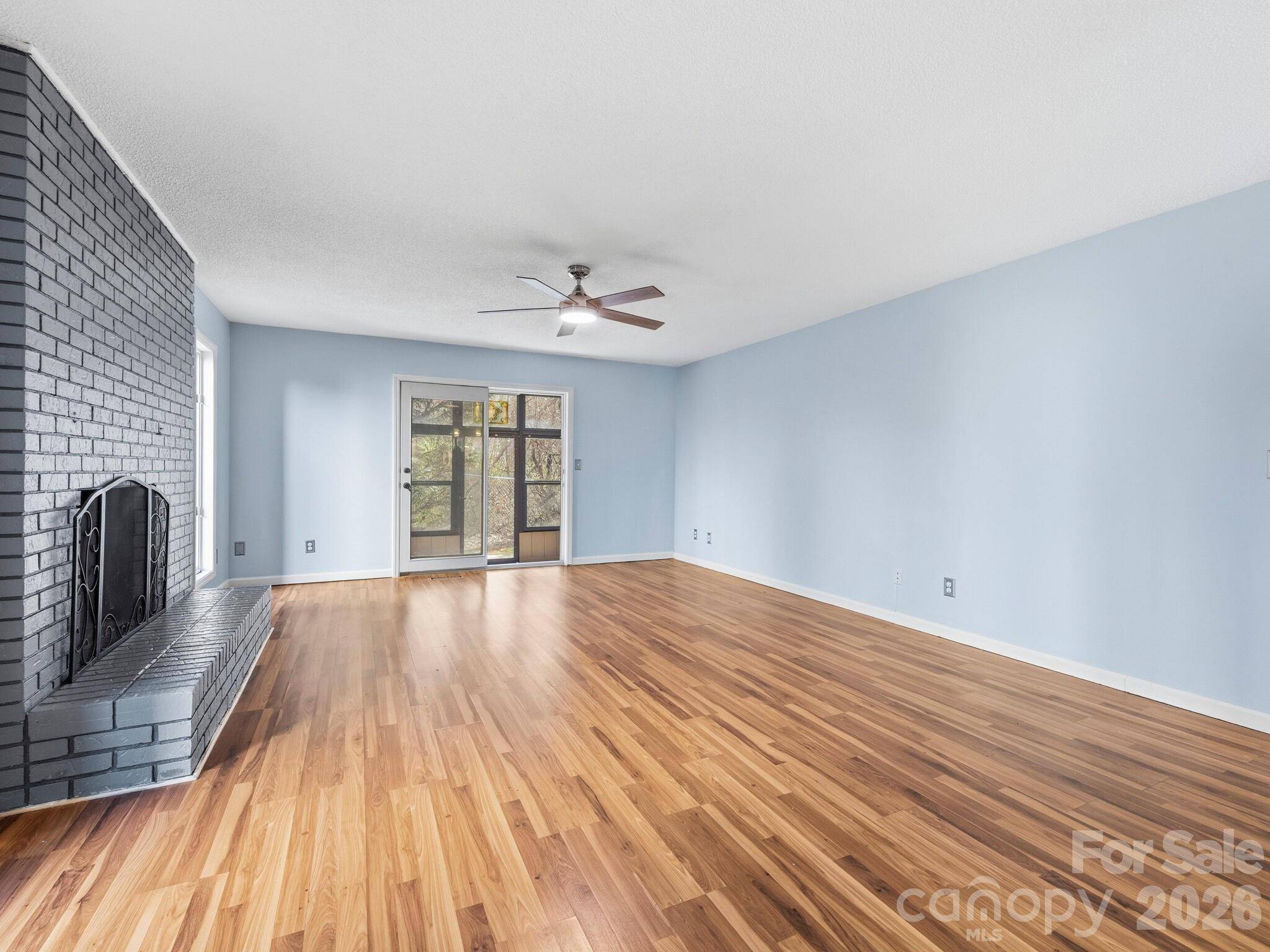 71 Pebble Creek DR, Asheville, NC 28803