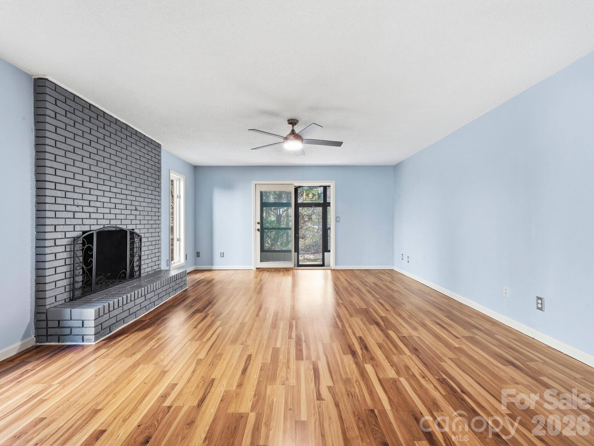71 Pebble Creek DR, Asheville, NC 28803