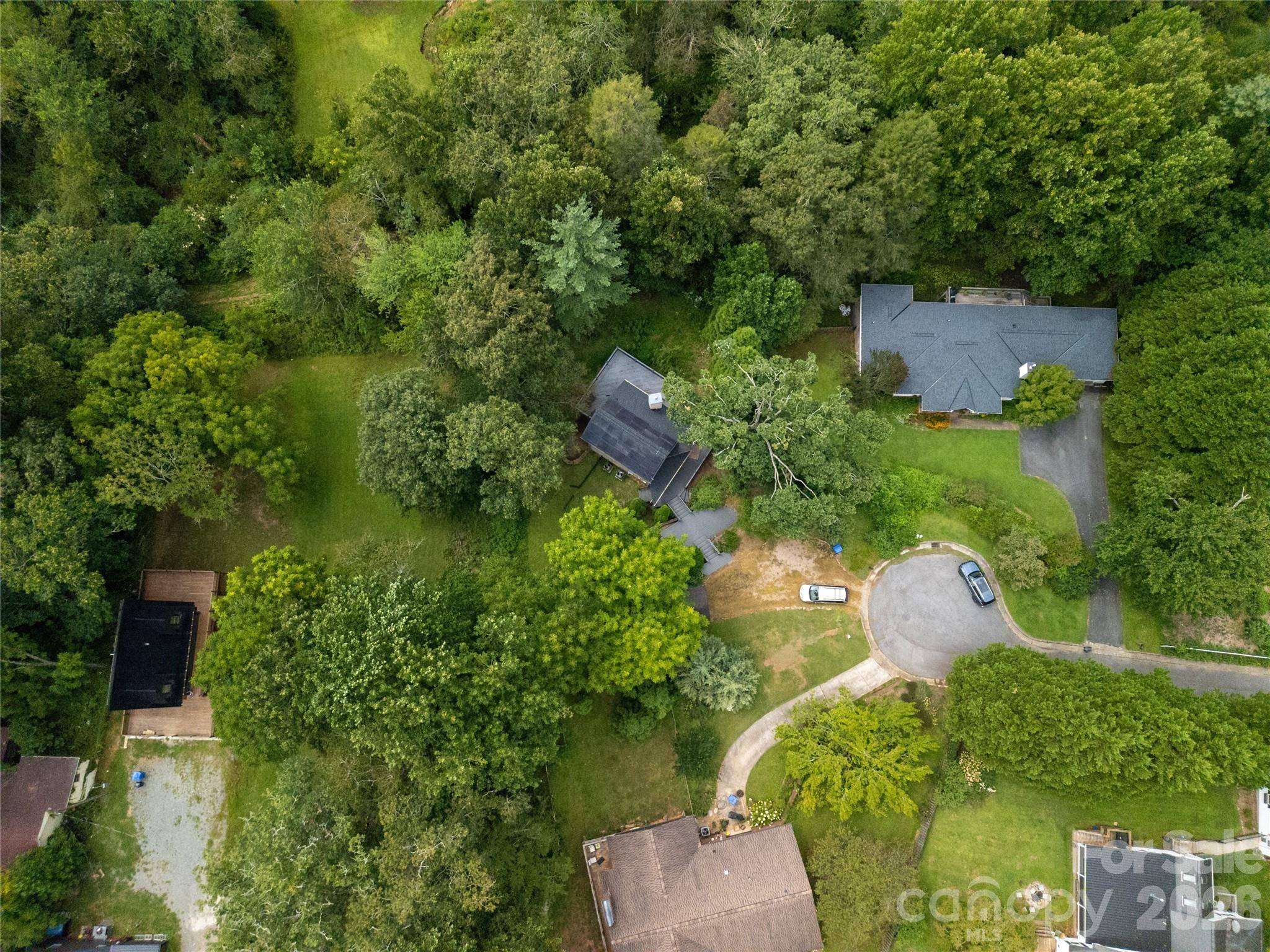 72 Memory LN, Brevard, NC 28712