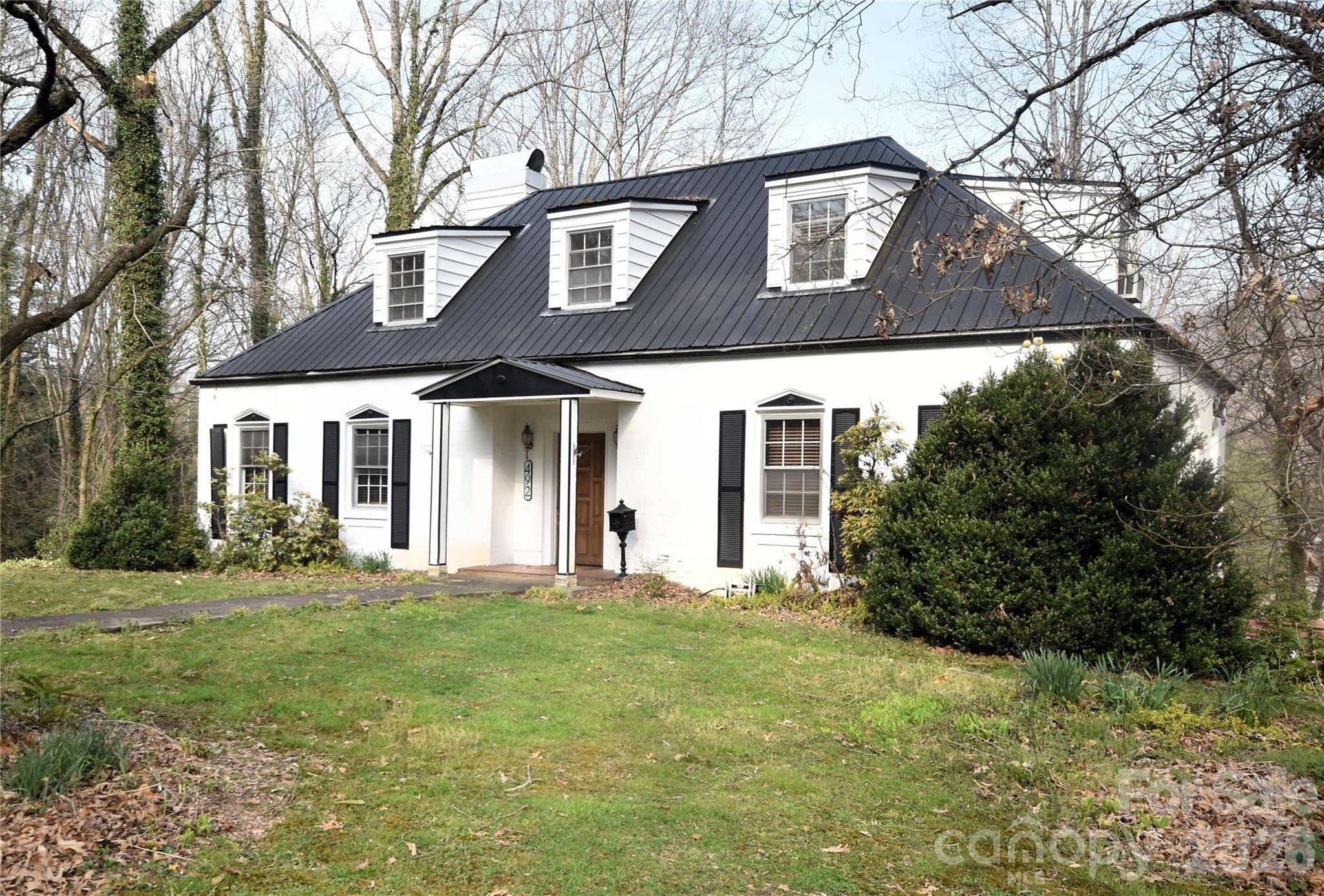 492 S Main ST, Waynesville, NC 28786