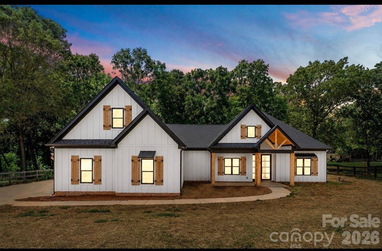 10013 Mini Ranch RD, Waxhaw, NC 28173