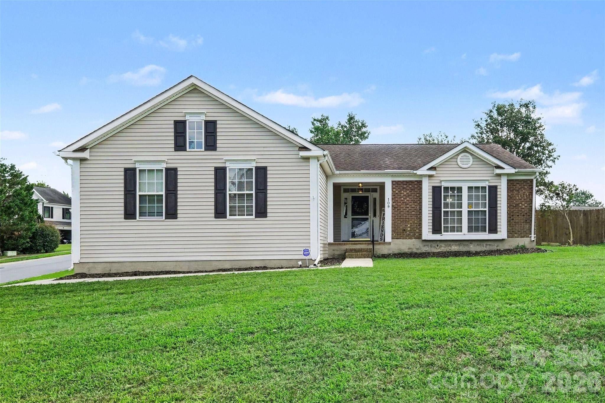 109 Brookstone DR, Mount Holly, NC 28120