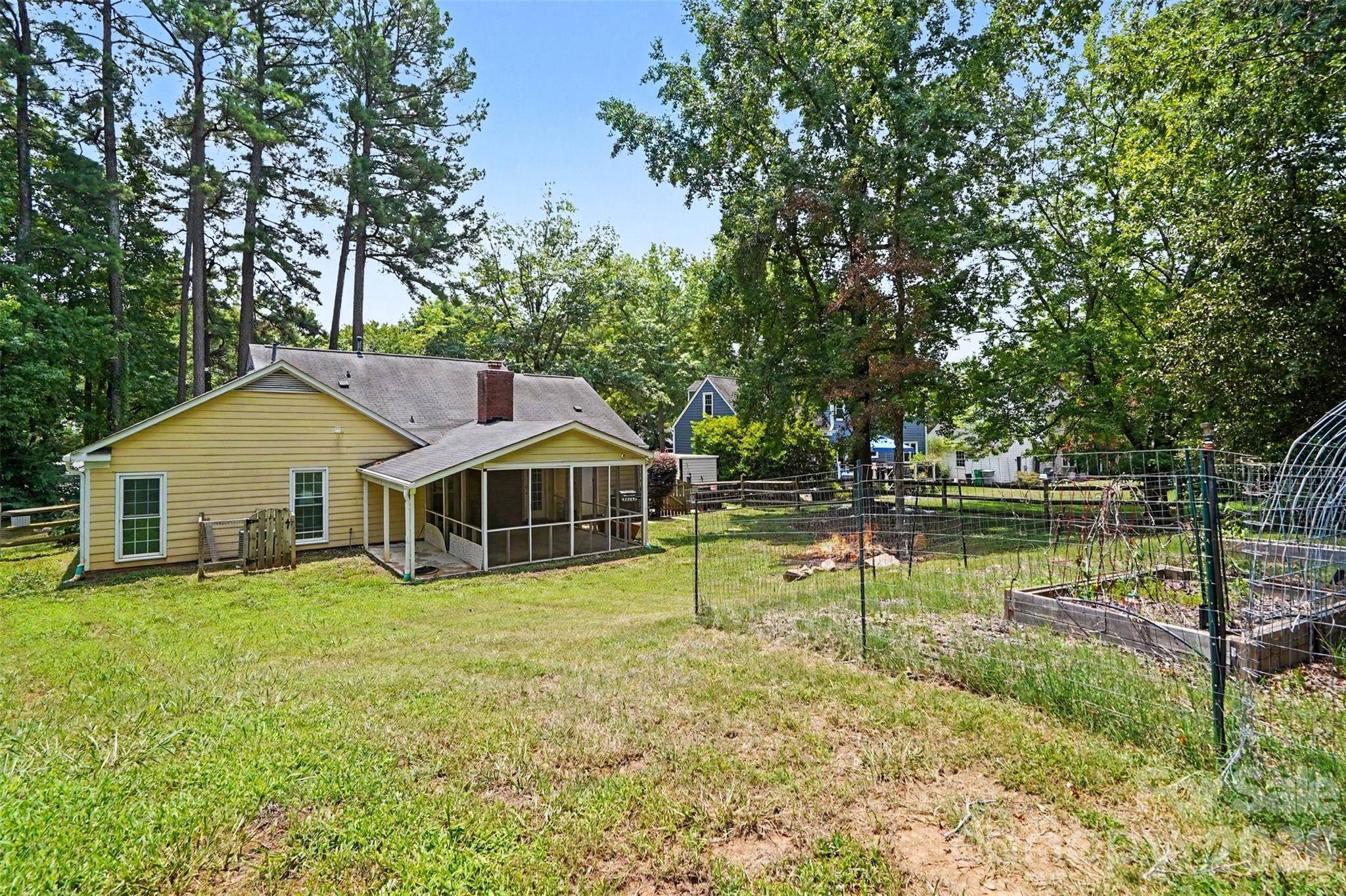 4300 Saxonbury WAY, Charlotte, NC 28269