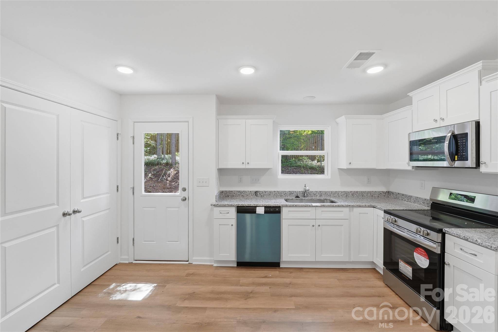 333 Buckelew ST, Lancaster, SC 29720