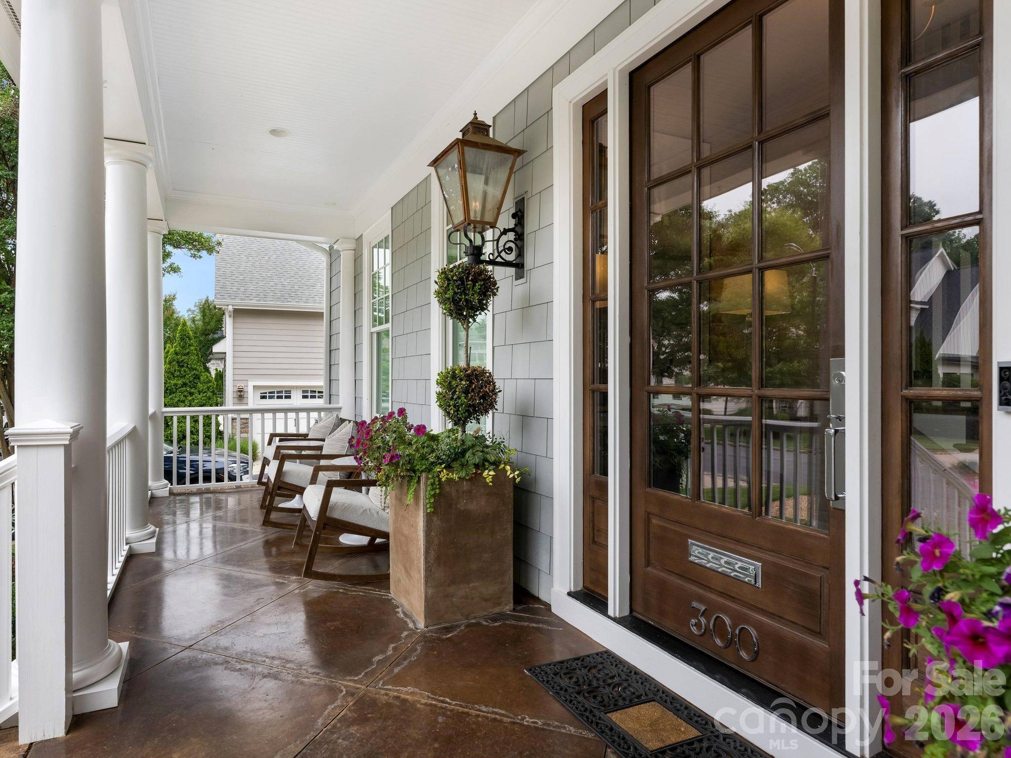 300 Plantation PL, Charlotte, NC 28209