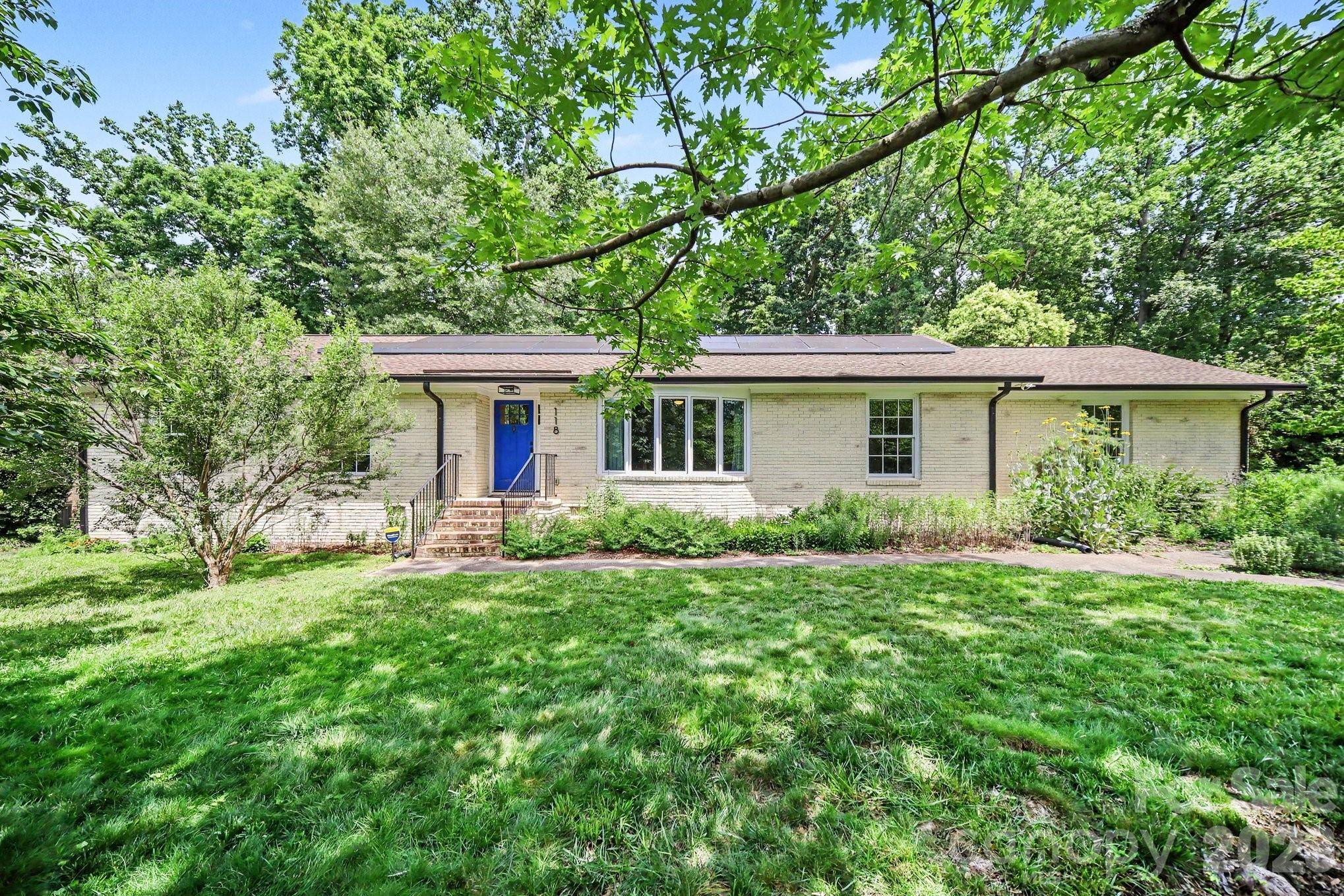 118 Lutomma CIR, Charlotte, NC 28270