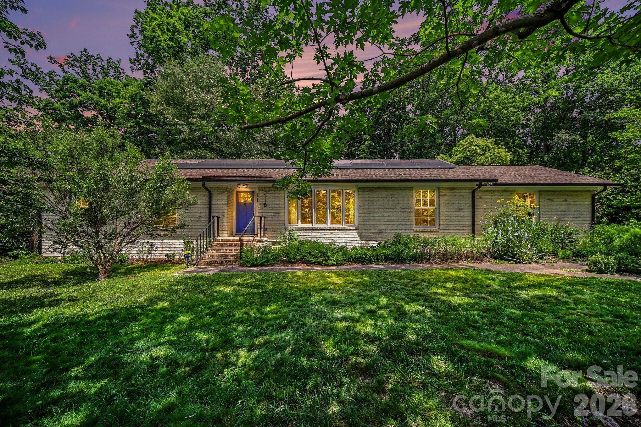 118 Lutomma CIR, Charlotte, NC 28270