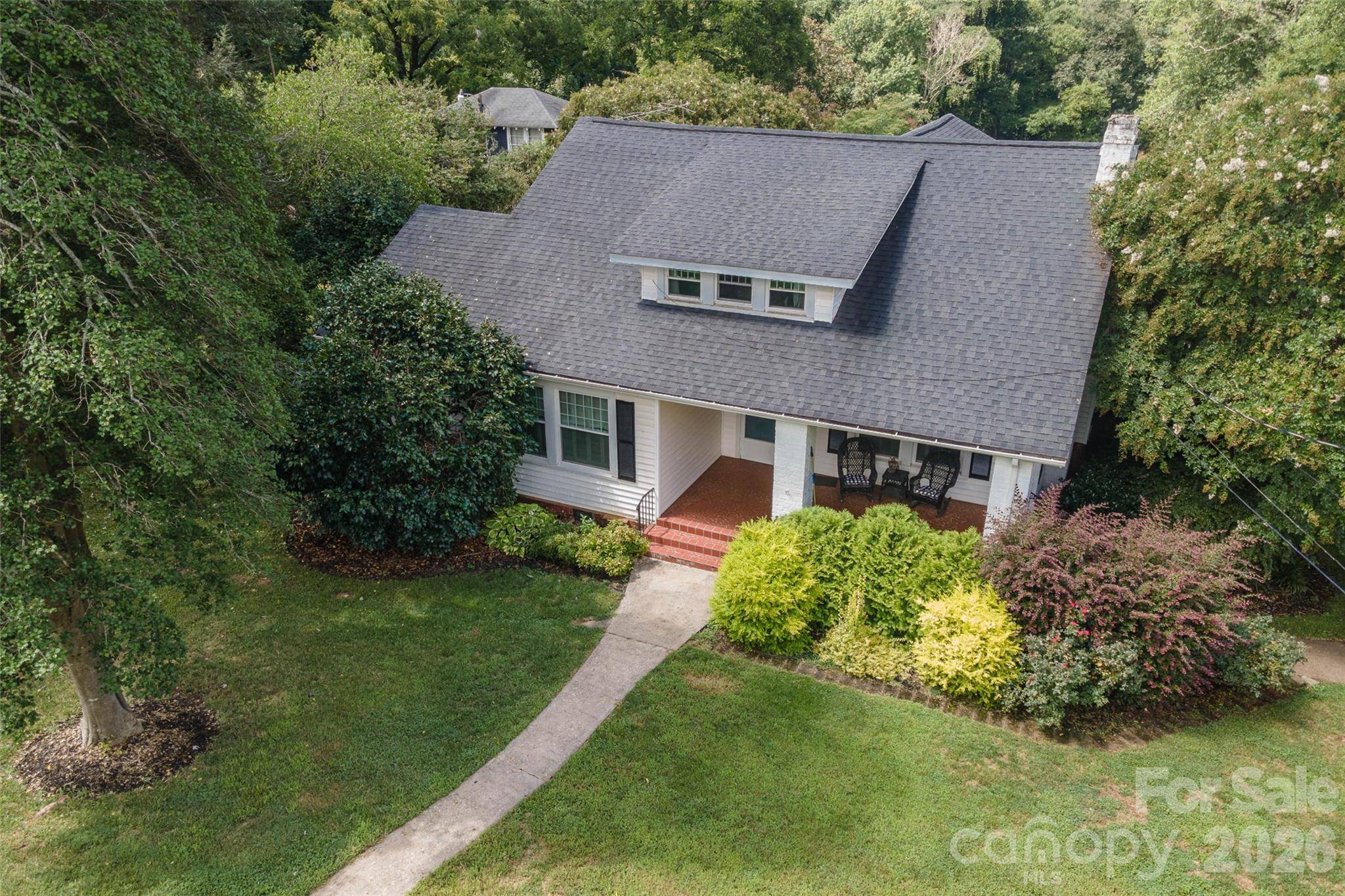 365 N Washington ST, Rutherfordton, NC 28139
