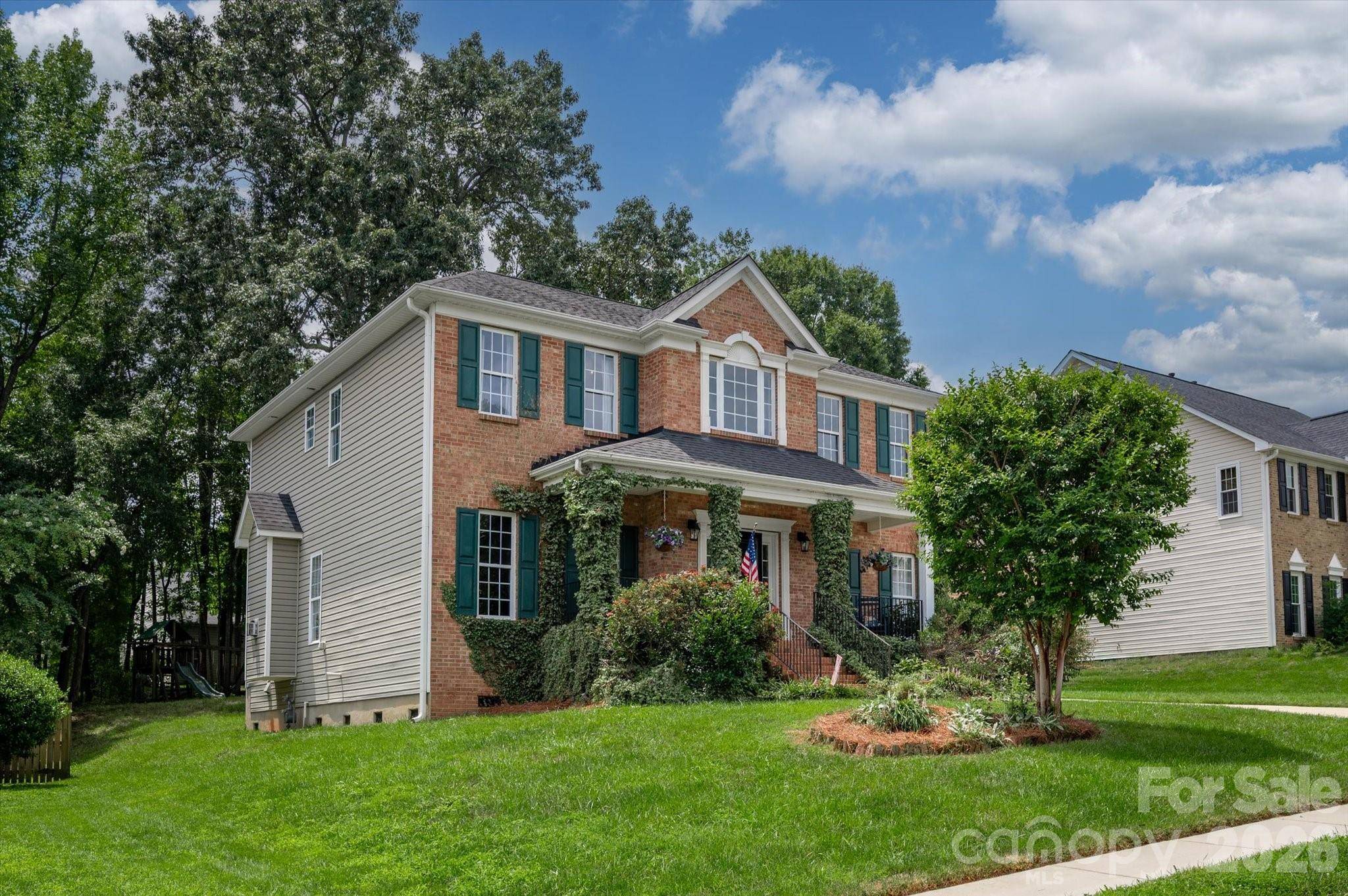4134 Oakton Ridge CT, Matthews, NC 28105
