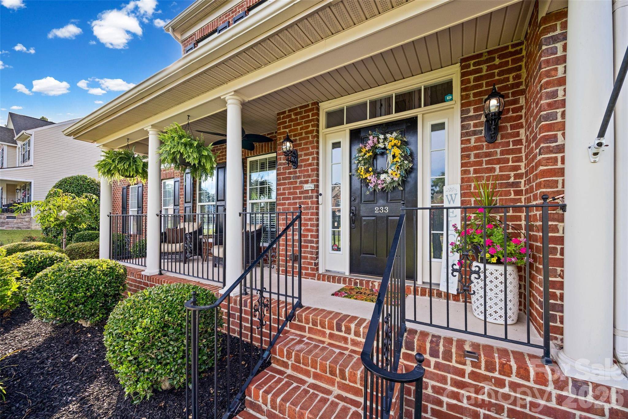 233 Squirrel LN, Clover, SC 29710