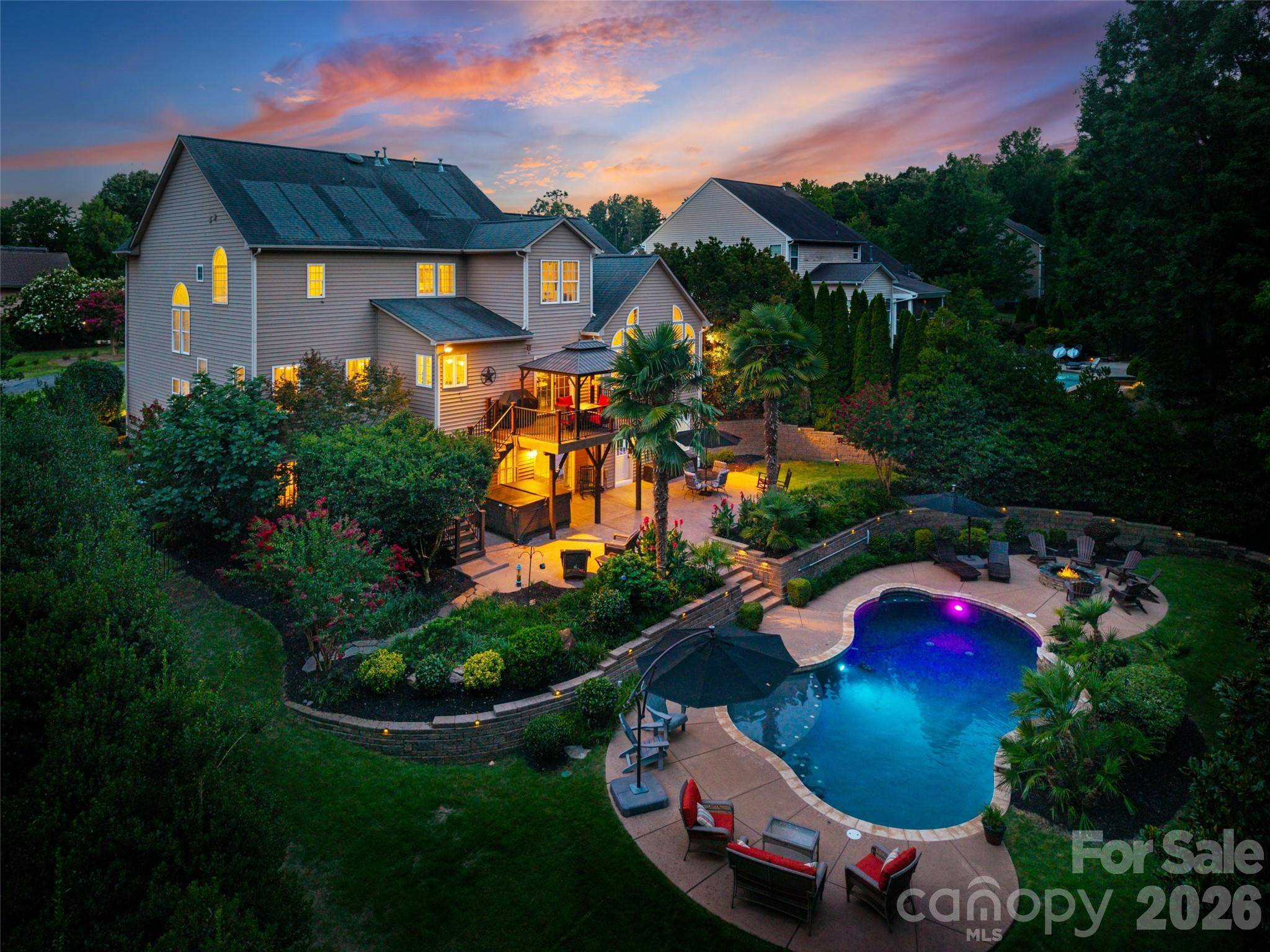 233 Squirrel LN, Clover, SC 29710