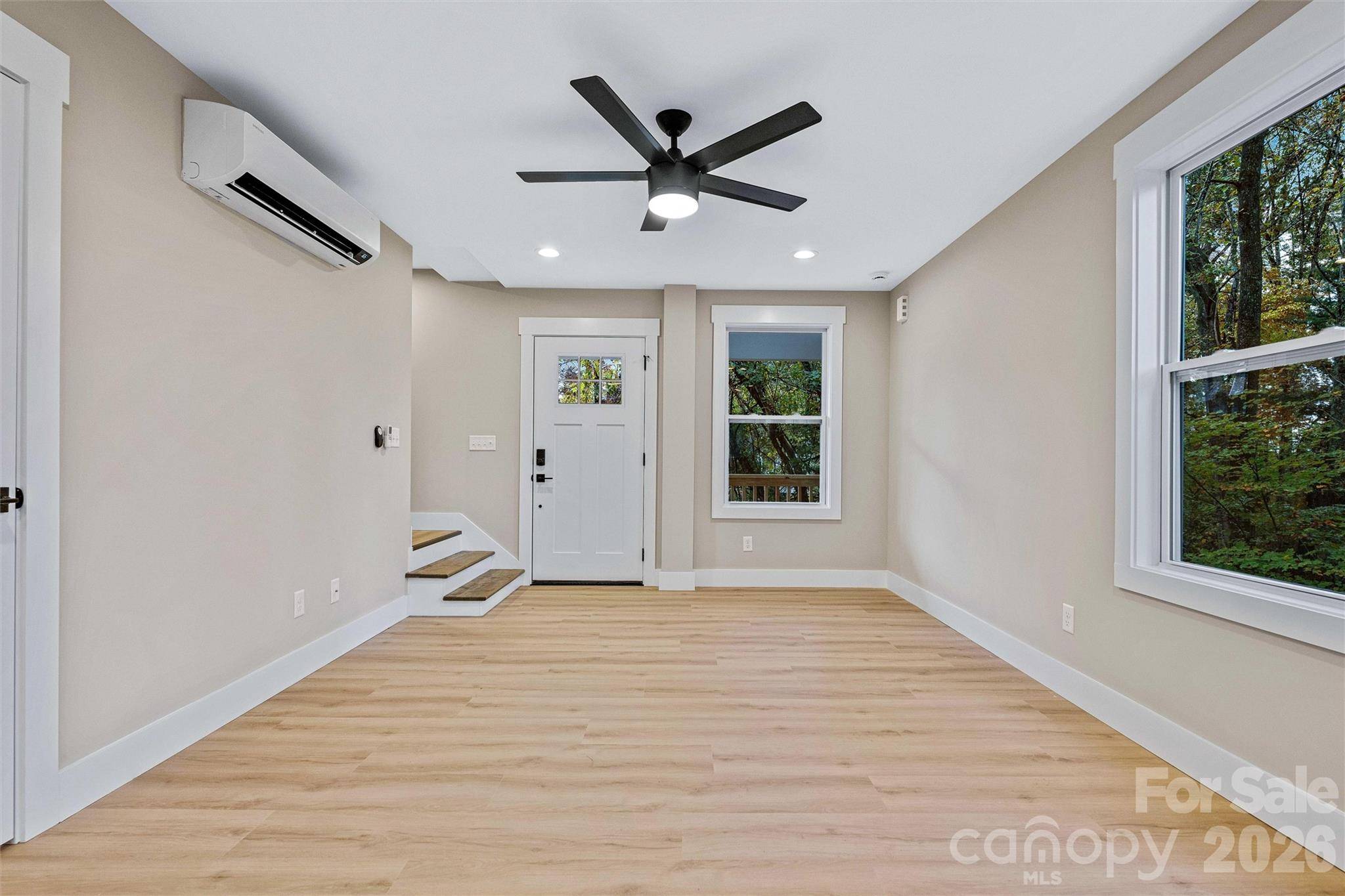 11 Baldwin ST, Asheville, NC 28803