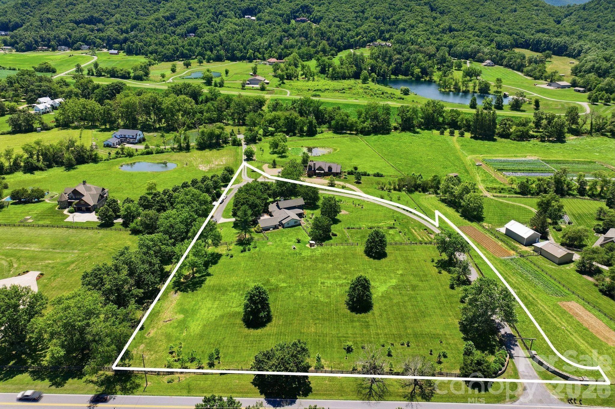 114 Cane Creek Ranch DR, Fletcher, NC 28732
